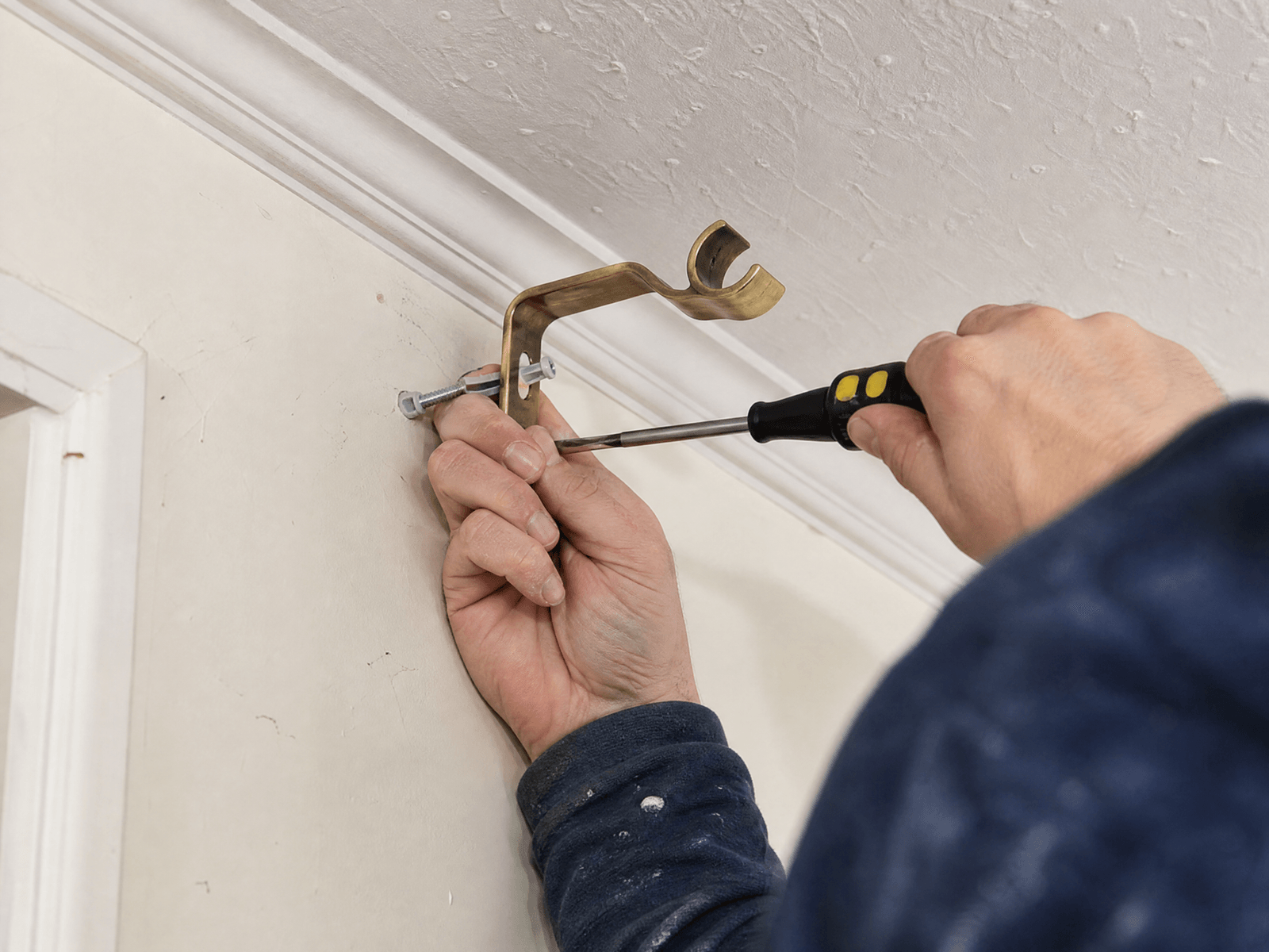 Curtain Pole and Blind Fitting: the work in progress