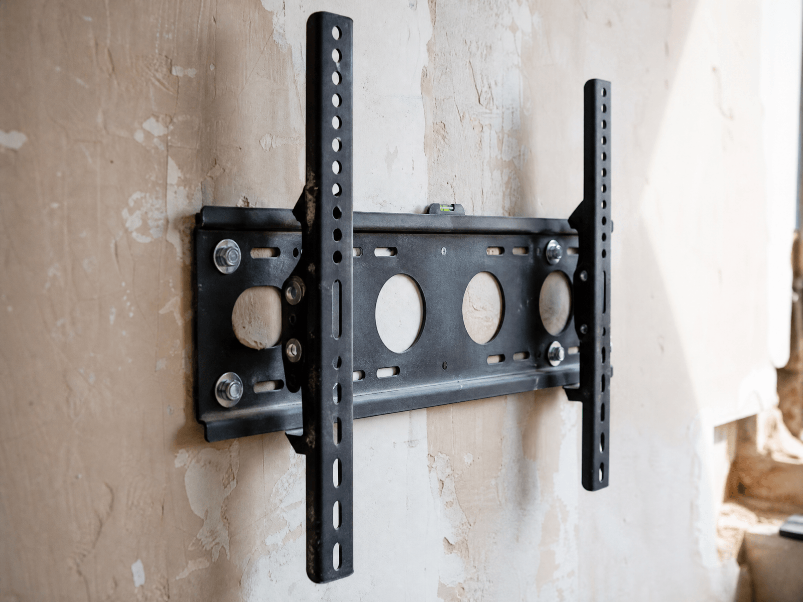 TV Wall Mounting: close-up detail